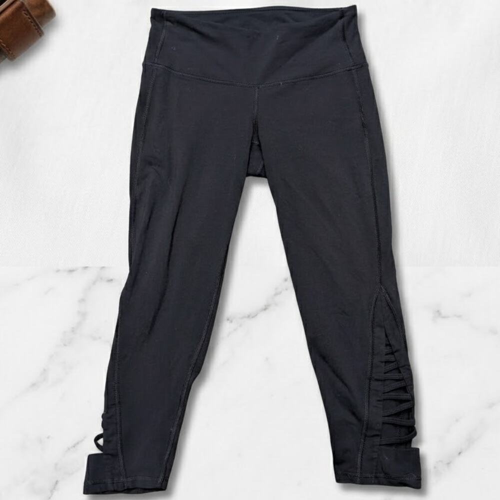 Athleta XS Black Strappy Lattice Cutout Leggings Pilates Balletcore Capri